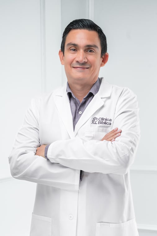 Adrián Estrada 3