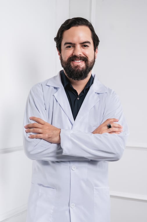 Alejandro Hernández