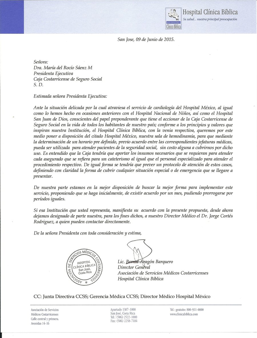 Carta institucional del Hospital Clínica Bíblica dirigida a la Caja Costarricense de Seguro Social con fecha y firma