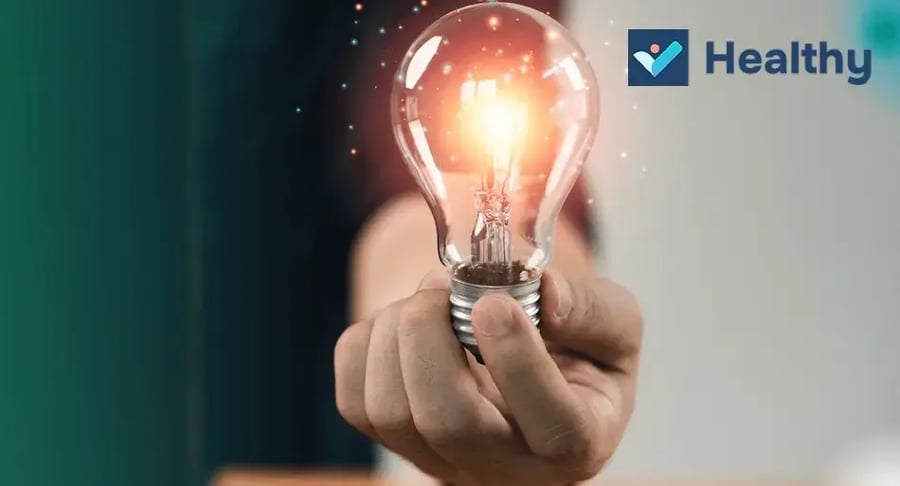 Portal Healthy representado con bombilla encendida como símbolo de innovación en salud
