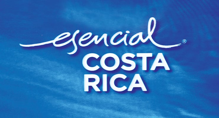 Logotipo con el texto “Esencial Costa Rica” sobre un fondo azul