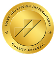 Sello dorado circular de acreditación de la Joint Commission International con la leyenda Quality Approval y un emblema de dos líneas diagonales en el centro.