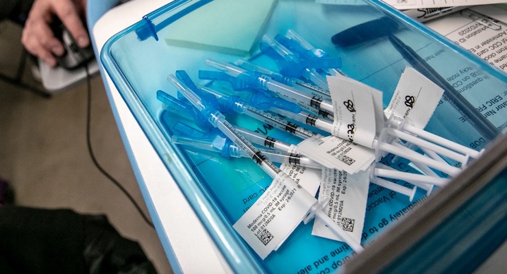 ¿Por qué es importante la vacunación en adultos? Conozca los beneficios