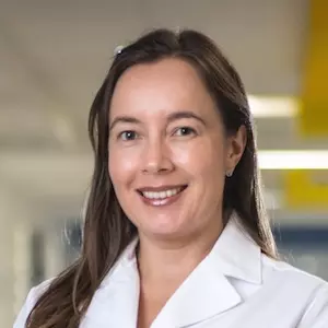 Dra. Alejandra Quesada González - Especialista en Dermatología - Hospital Clínica Bíblica