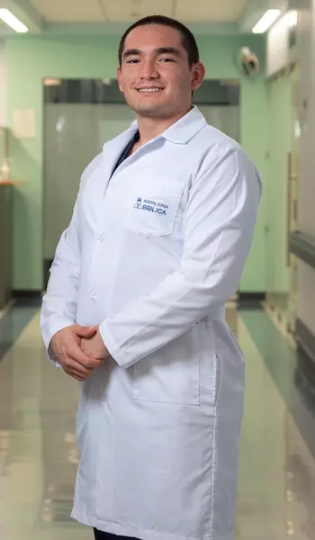 Dr. Bruno Jesús Serrano Arias - Especialista en Farmacia - Hospital Clínica Bíblica