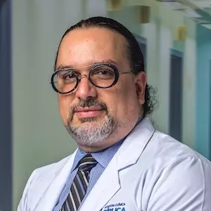 Dr. Carlos Sánchez Montenegro - Especialista en Oncología Quirúrgica Pediátrica - Hospital Clínica Bíblica