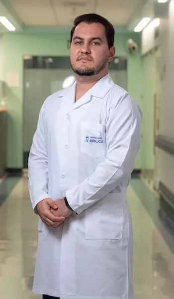 Dr. José David Arroyo Solórzano - Especialista en Farmacia - Hospital Clínica Bíblica