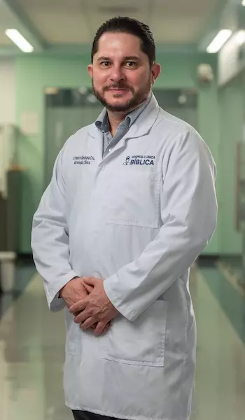 Dr. Mauricio Barahona Cruz - Especialista en Nutriología Clínica - Hospital Clínica Bíblica