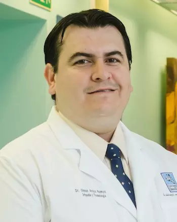 Dr. Olman Araya Ramos - Especialista en Ortopedia y Traumatología - Hospital Clínica Bíblica