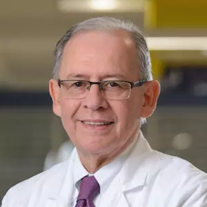 Dr. Rafael Víquez Solano - Especialista en Pediatría - Hospital Clínica Bíblica