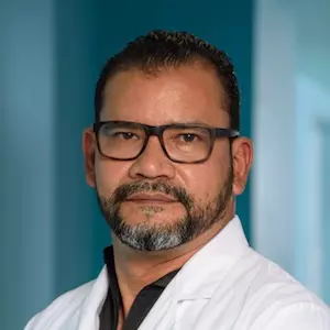 Dr. Roy López Arias - Specialist in General Urology - Hospital Clínica Bíblica
