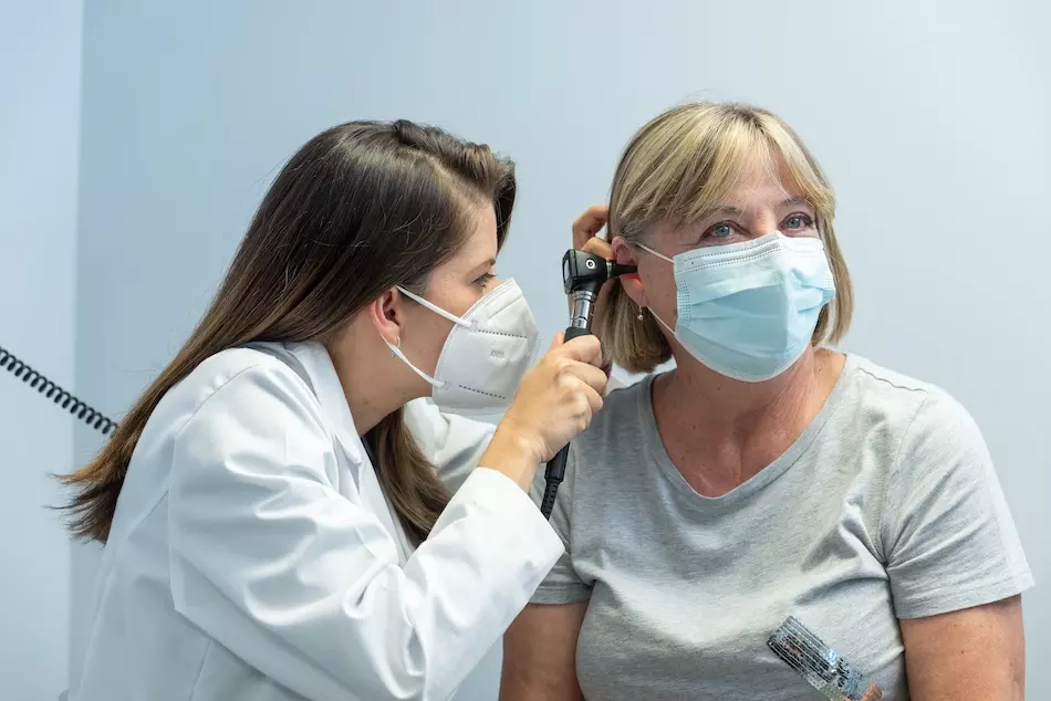 Más de 90 años de excelencia y compromiso colocan al Hospital Clínica Bíblica como destino médico predilecto para turistas internacionales