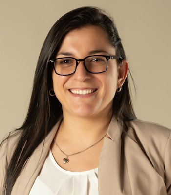 Deilyn Villalobos, Lic. Farmacia y Bach Ingeniería Industrial