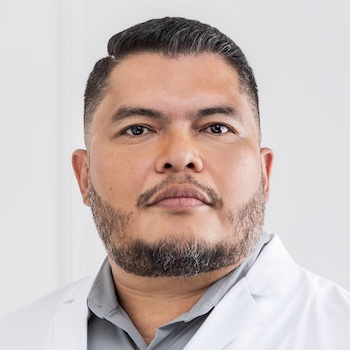 Dr. Jimmy Angulo de la O - Especialista en Ortopedia y Traumatología - Hospital Clínica Bíblica