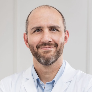 Dr. Alejandro Castro Morales - Especialista en Otorrinolaringología - Hospital Clínica Bíblica