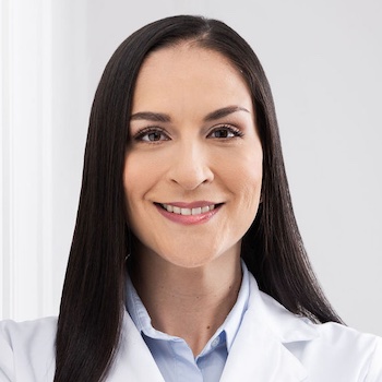 Dra. Alejandra Quirós Delgado - Especialista en Medicina Física y Rehabilitación - Hospital Clínica Bíblica