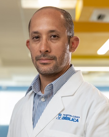 Lic. Alexander Brown Corrales - Especialista en Optometría - Hospital Clínica Bíblica