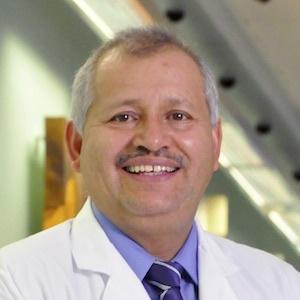 Dr. Alexander Parajeles Vindas - Especialidad en Neurología - Hospital Clínica Bíblica