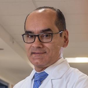Dr. Alvaro Peña Jiménez - Especialidad en Ginecología y Obstetricia - Hospital Clínica Bíblica