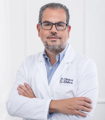 Dr. Andrés Zamora Leiva - Especialista en Ginecología y Obstetricia - Hospital Clínica Bíblica