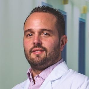 Dr. Daniel Izrael Rubinstein - Especialidad en Ortopedia y Traumatología - Hospital Clínica Bíblica