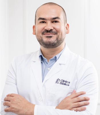 Dr. Dennis Brenes Redondo - Especialista en Oncología - Hospital Clínica Bíblica