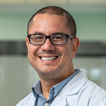 Dr. Emmanuel González Solano 