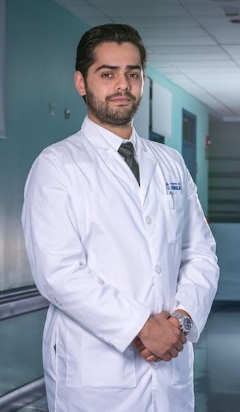 Dr. Farhad Rezvani Monge - Especialista en Gastroenterología - Hospital Clínica Bíblica
