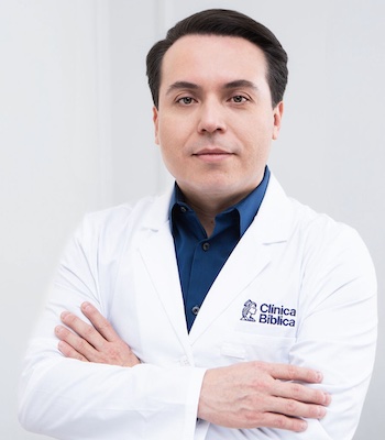 Dr. Fabián Carballo Madrigal - Especialista en Neurocirugía y Cirugía de Columna Vertebral - Hospital Clínica Bíblica