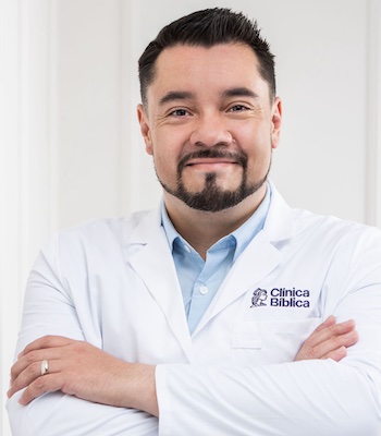 Dr. Fernando Ramón Burgos Cháidez - Especialista en Ortopedia y Traumatología - Hospital Clínica Bíblica