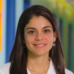 Gabriela Chinchilla Alfaro - Especialidad en Terapia Física - Hospital Clínica Bíblica
