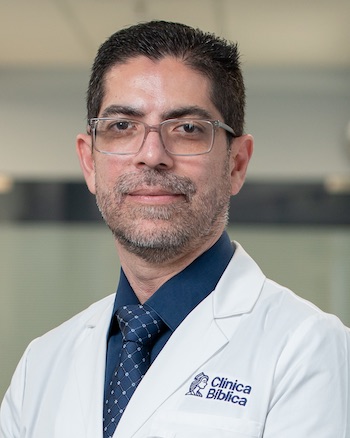 Dr. Gustavo Lazo Páez - Especialista en Inmunología Clínica - Hospital Clínica Bíblica