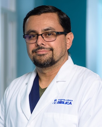 Dr. Joaquín Bustillos Villavicencio - Especialista en Ginecología y Obstetricia - Hospital Clínica Bíblica