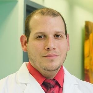 Dr. Jorge Dimas Ramírez Boza - Especialidad en Oftalmología - Hospital Clínica Bíblica
