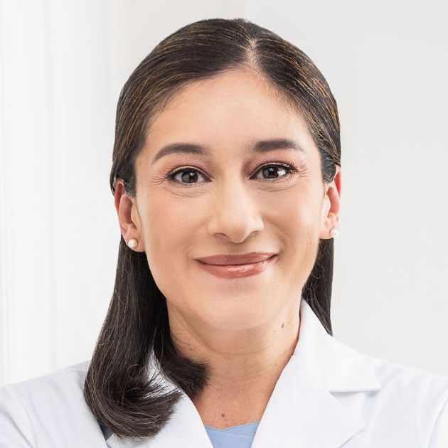 Dra. Karla Quesada Ureña - Especialista en Medicina Interna - Hospital Clínica Bíblica
