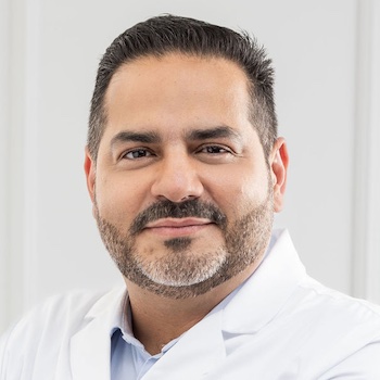 Dr. Kenneth Ceciliano Moreira - Especialista en Cirugía General - Hospital Clínica Bíblica