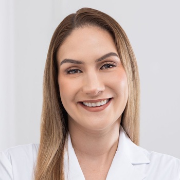 Dra. Laura Porras Zúñiga - Especialista en Urología - Hospital Clínica Bíblica