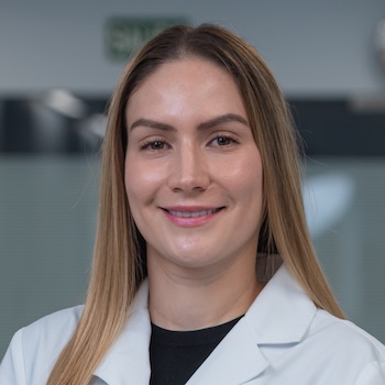 Dra. Laura Porras Zúñiga - Specialist in General Urology - Hospital Clínica Bíblica
