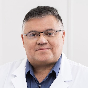 Dr. Mario Alpízar Roldán - Especialista en Oftalmología - Hospital Clínica Bíblica