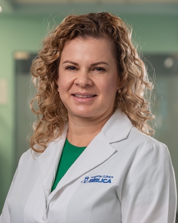 Licda. Maricela Álvarez Chacón - Especialista en Podología - Hospital Clínica Bíblica