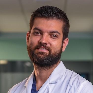 Dr. Mario Víquez Villalobos - Especialidad en Ginecología y Obstetricia - Hospital Clínica Bíblica