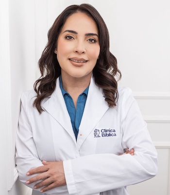 Dra. Mónica Chaves Lavagni - Especialista en Dermatología - Hospital Clínica Bíblica