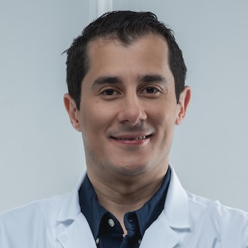 Dr. Manrique Córdoba Quirós - Especialista en Oftalmología - Hospital Clínica Bíblica