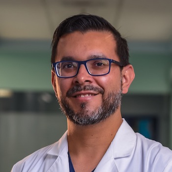 Dr. Nelson Aguilar Aguilar - Especialista en Dermatología - Hospital Clínica Bíblica