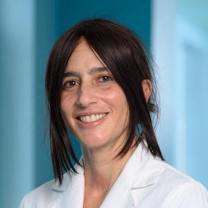 Dra. Olga Páez Mena - Especialidad en Medicina Interna - Hospital Clínica Bíblica