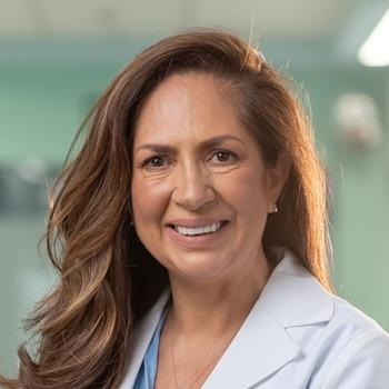 Dra. Olga Vega Sánchez - Specialist in General Surgery - Hospital Clínica Bíblica