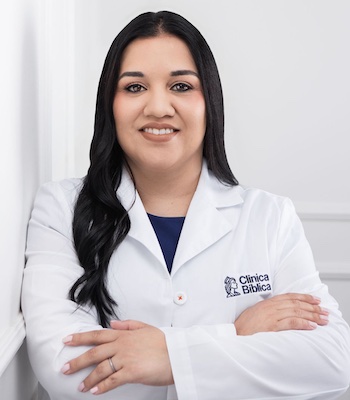 Dra. Pamela Lacayo Peñaranda - Especialista en Odontología - Hospital Clínica Bíblica