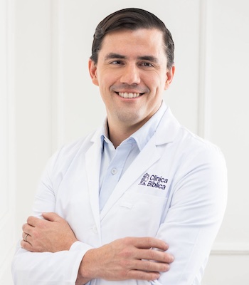 Dr. Santiago Manzanal Quesada - Especialista en Ortopedia y Traumatología - Hospital Clínica Bíblica
