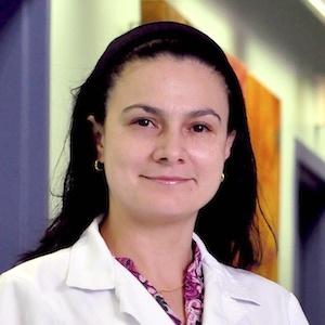 Dra. Silvia Acuña Vargas - Especialidad en Gastroenterología - Hospital Clínica Bíblica