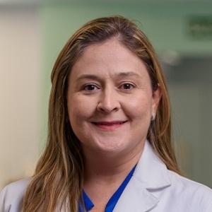 Verónica Castro Camacho - Especialidad en Psicología Clínica - Hospital Clínica Bíblica